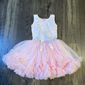 Girls dress
